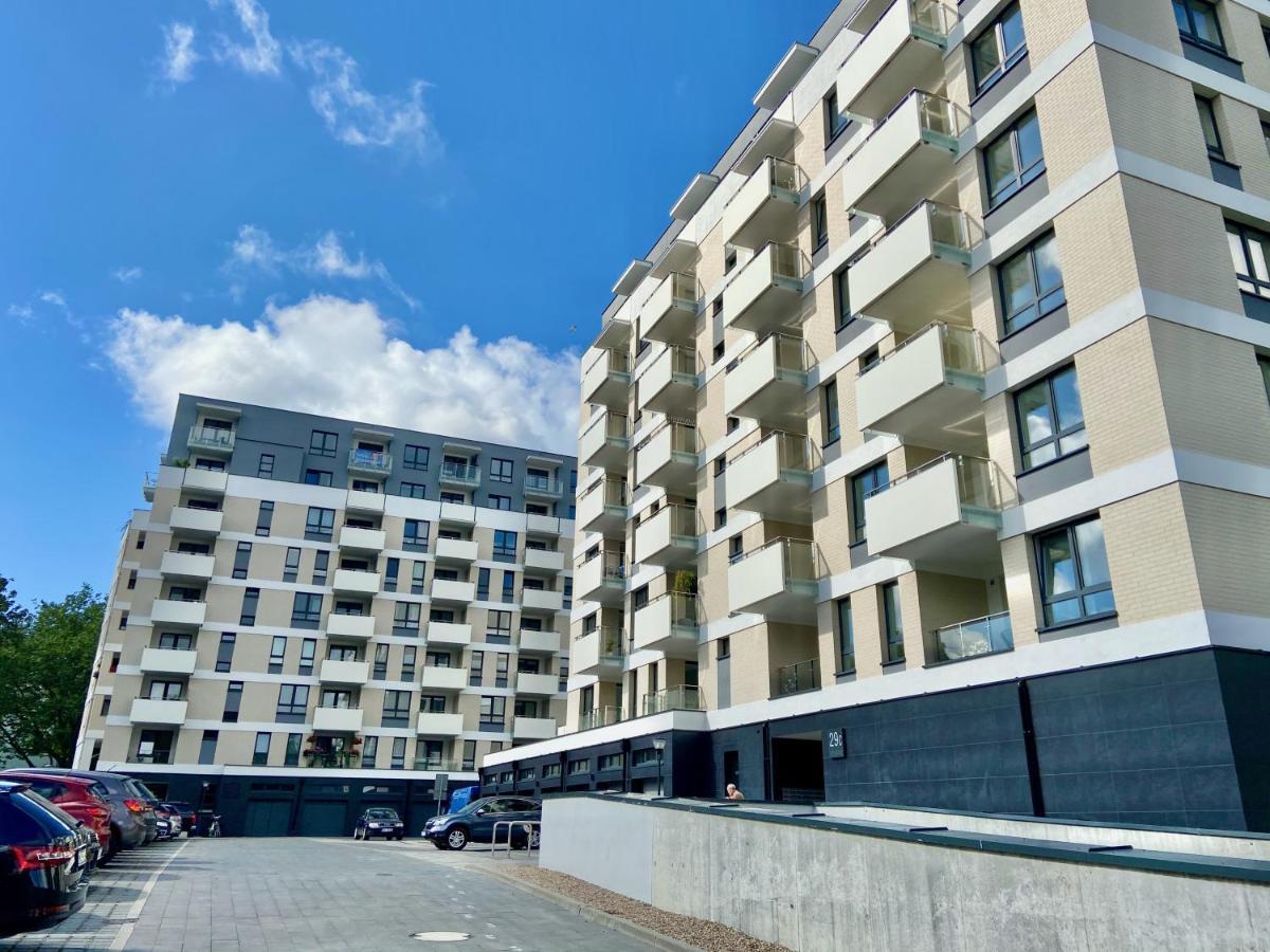 Komfortowy Z Balkonem 'platany' Apartament Kołobrzeg